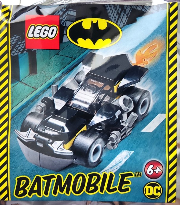 LEGO DC Super Heroes Batmobile Foil Pack Set 212219